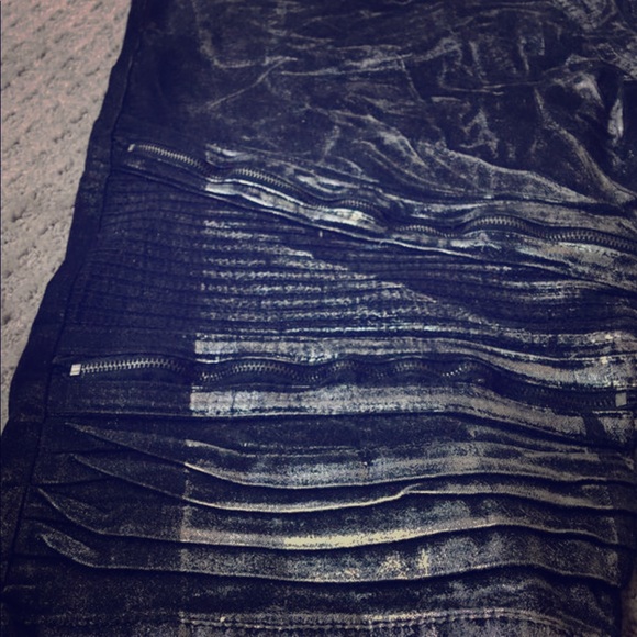 Norm-Core - Picture 8 of 8